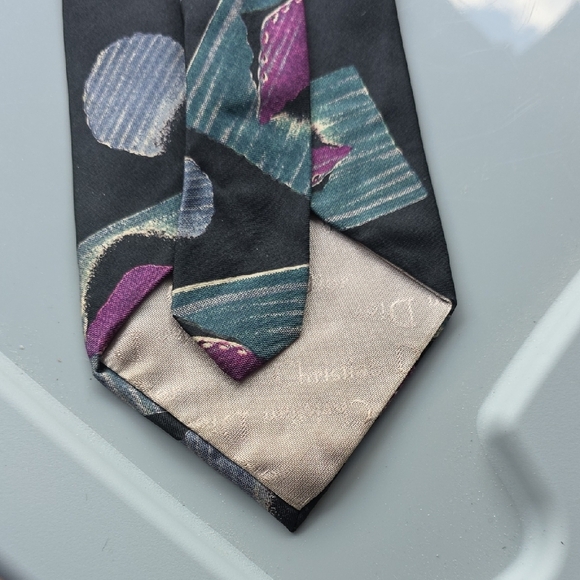 (J28) Dior Black and Purple Geometric Tie - Picture 3 of 3